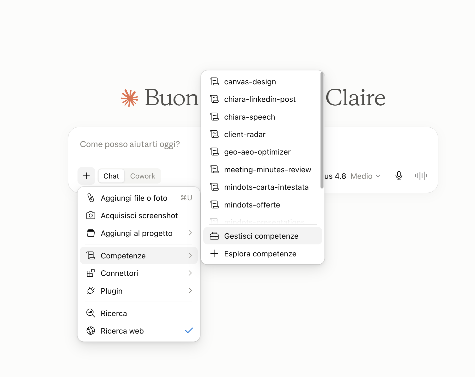 Menu + di Claude con il sottomenu Competenze aperto e la voce Gestisci competenze evidenziata
